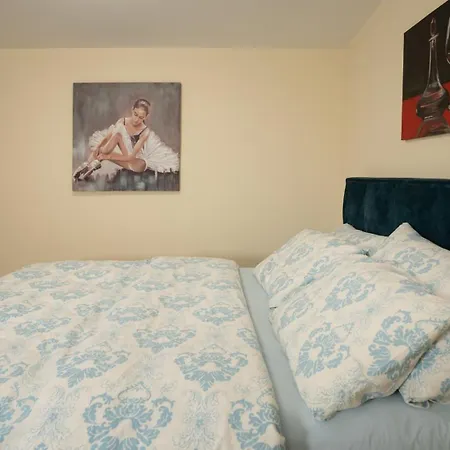 Free Parking - Flex By Circle Appart hôtel 4*