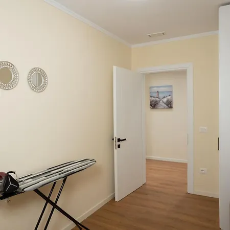 Free Parking - Flex By Circle Apartahotel Tirana