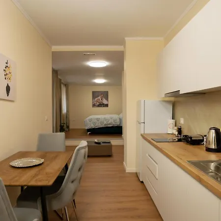 Free Parking - Flex By Circle Appart hôtel