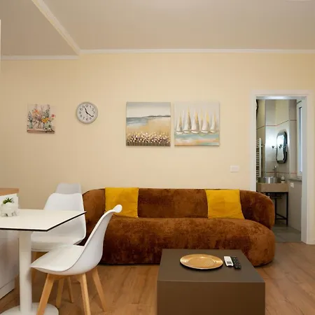 Apartmanhotel Free Parking - Flex By Circle Tirana